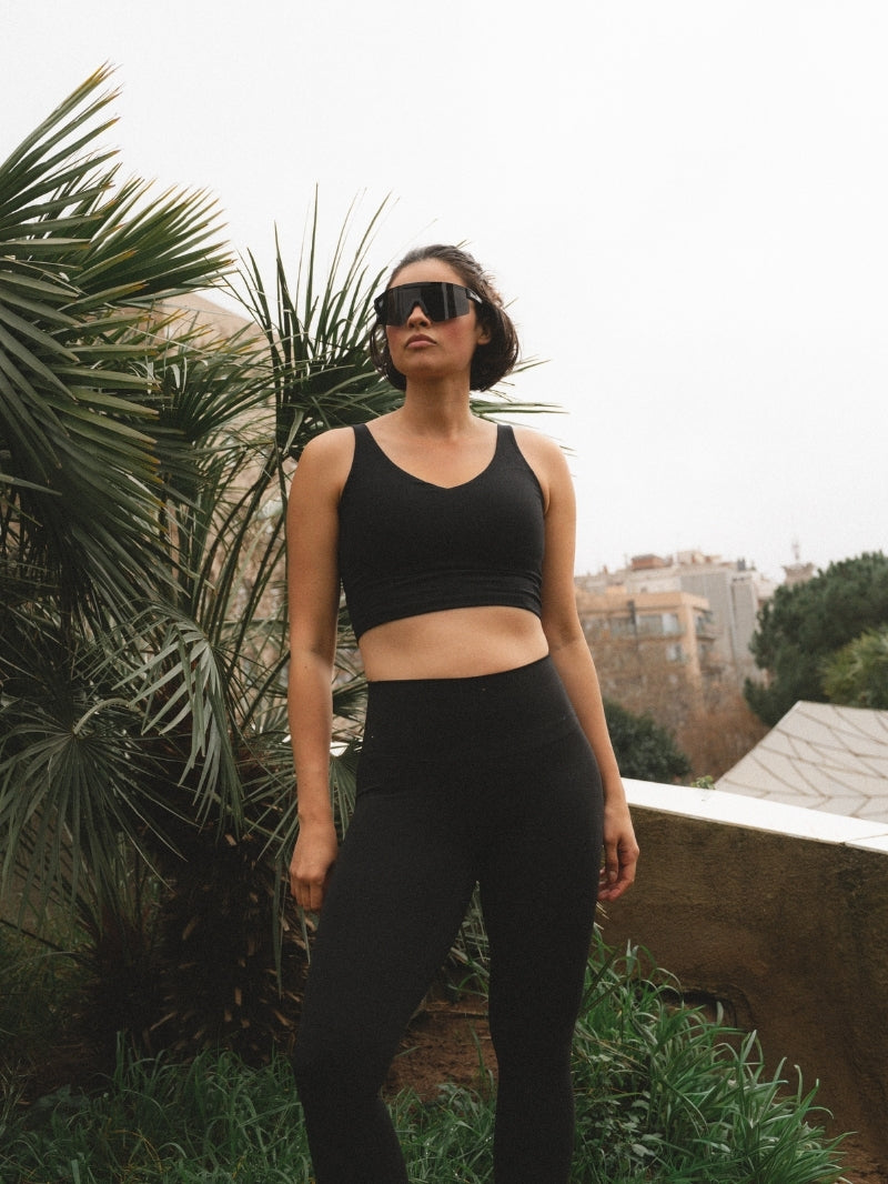 Top do jogi Grace, Black