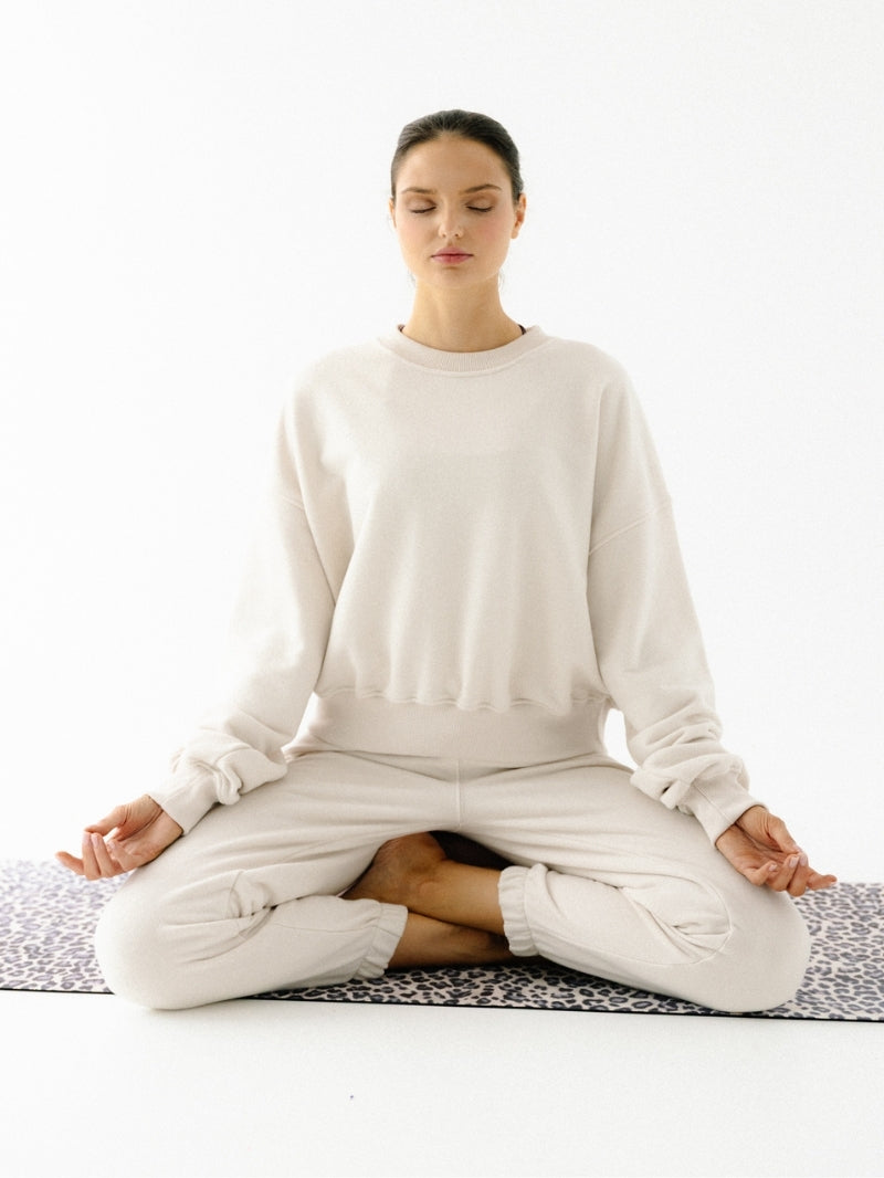 Kremowa damska bawełniana bluza oversize - set z luźnymi spodniami bawełnianymi