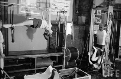 Historia Pilatesu – trening w stylu vintage